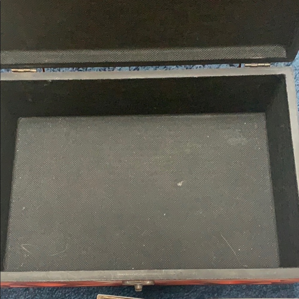 Jewelry box - Picture 3 of 7